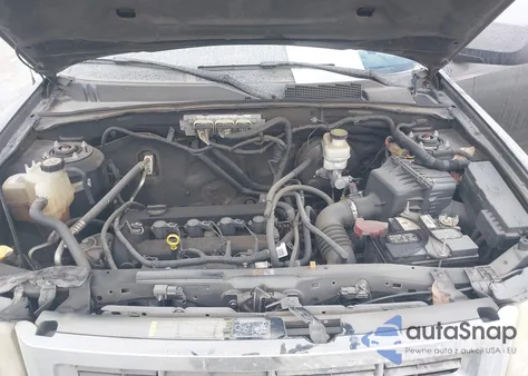 2012 Ford Escape Xlt z USA, uszkodzony, nr VIN 1FMCU0D76CKC27660